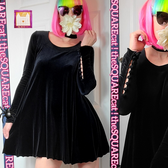 Betsey Johnson Dresses & Skirts - 90s 🖤 betsey johnson black VELVET trapeze style button long sleeves mini dress!